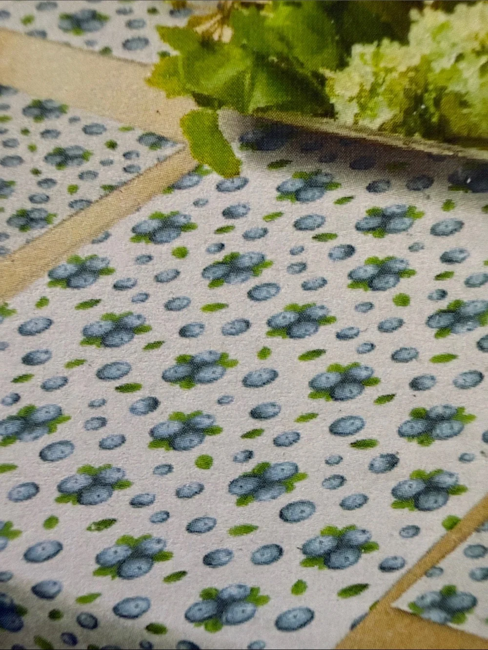 Premium Table Runner and Placemats Set - Floral Blue/Green NIP  16”x 72”